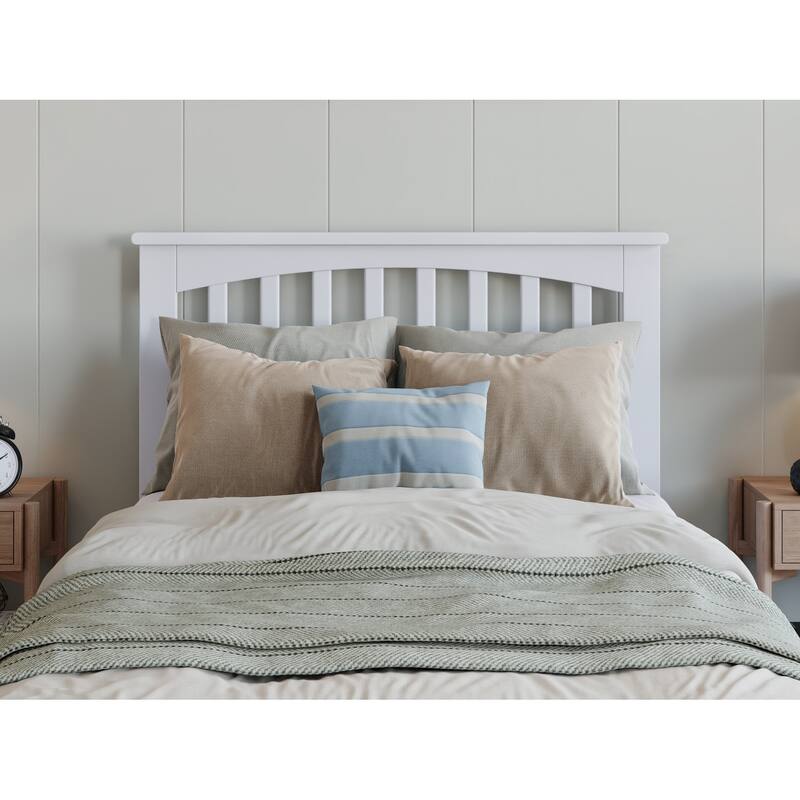 Everett Platform Bed with Panel Footboard and Storage Drawers