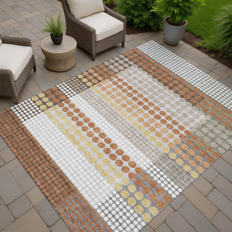 Machine Washable Indoor/ Outdoor Casual Dotty Chantille Rug