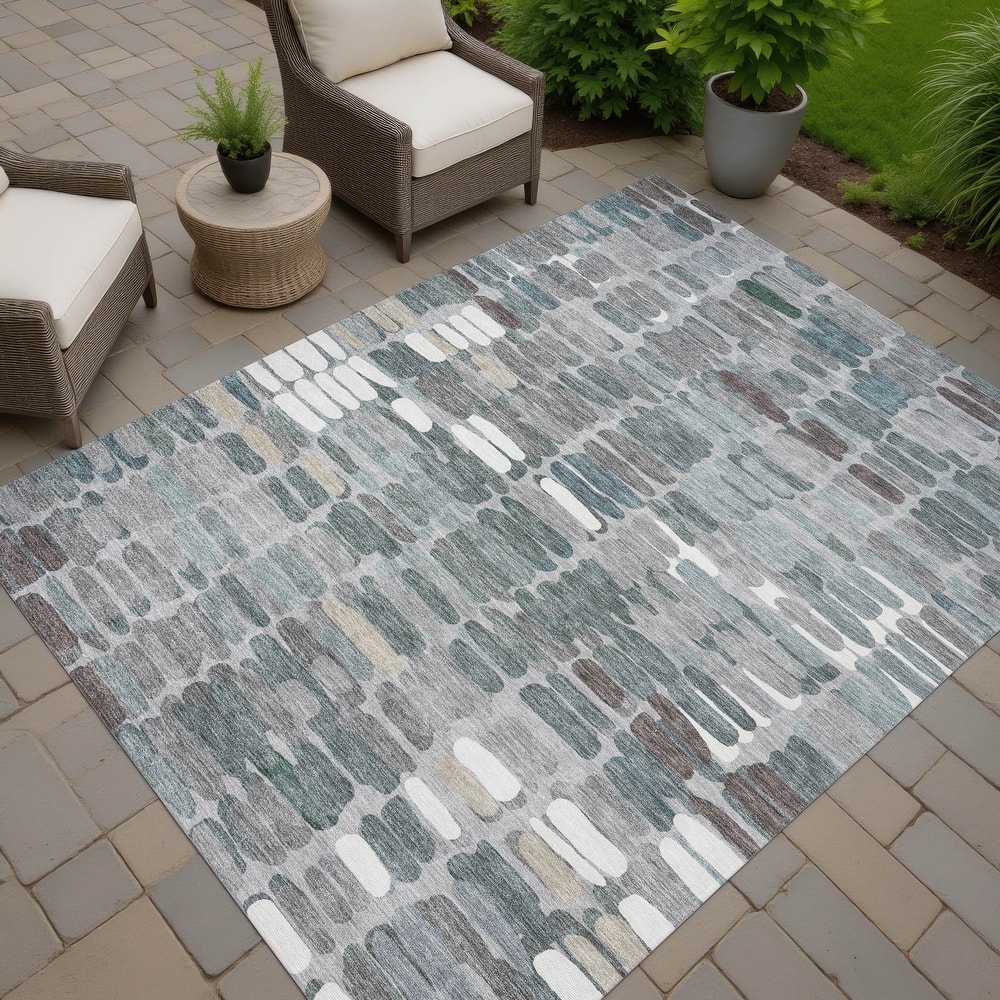Machine Washable Indoor/ Outdoor Modern Caps Chantille Rug