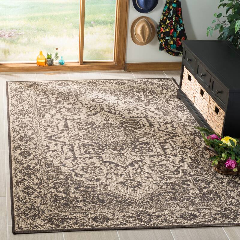 SAFAVIEH Linden Rick Indoor/ Outdoor Patio Backyard Rug