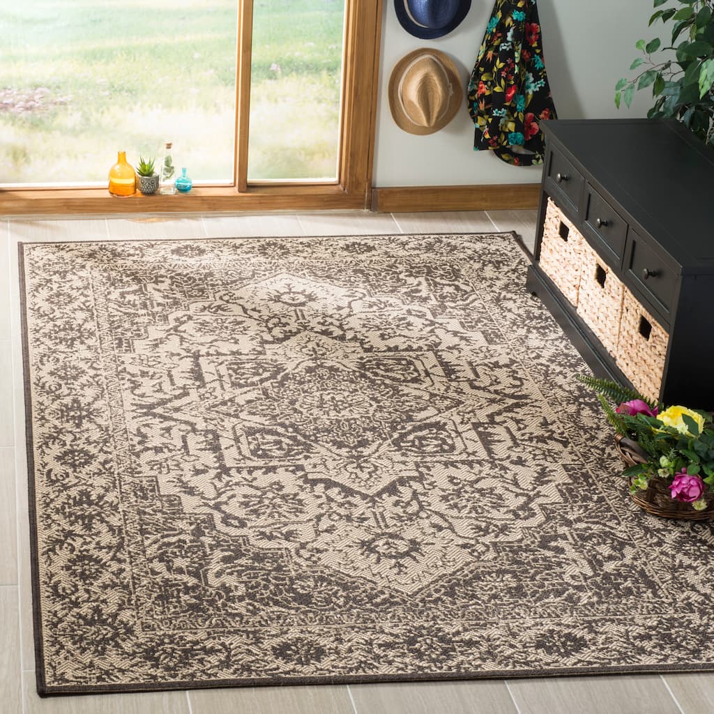 SAFAVIEH Linden Rick Indoor/ Outdoor Patio Backyard Rug
