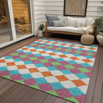 Machine Washable Indoor/ Outdoor Modern Mosaic Chantille Rug