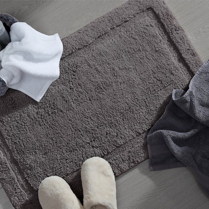 Lydia Border Plush Bath Mat