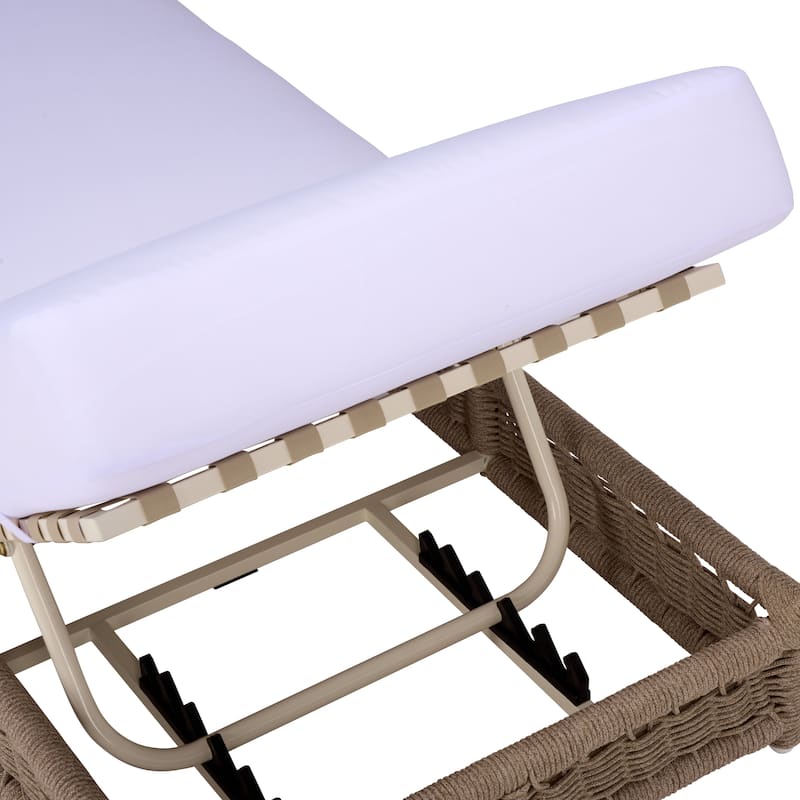 SAFAVIEH Outdoor Patio Furniture Callan Chaise Lounge Chair, Fully Assembled - 75"W x 26"D x 13"H