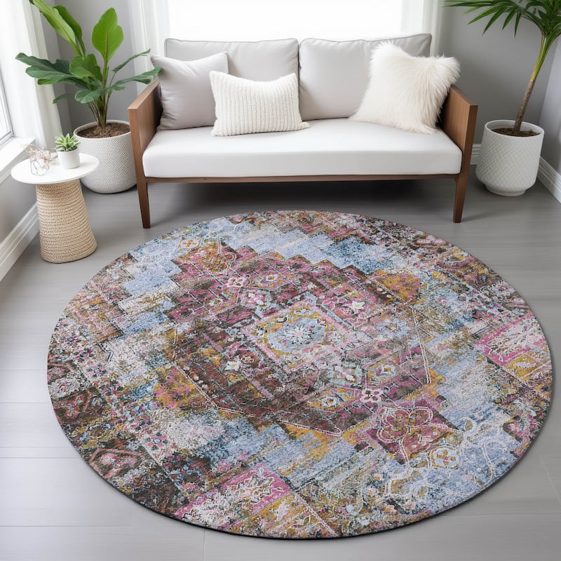 Machine Washable Indoor/Outdoor Boho Traditional Chantille Rug