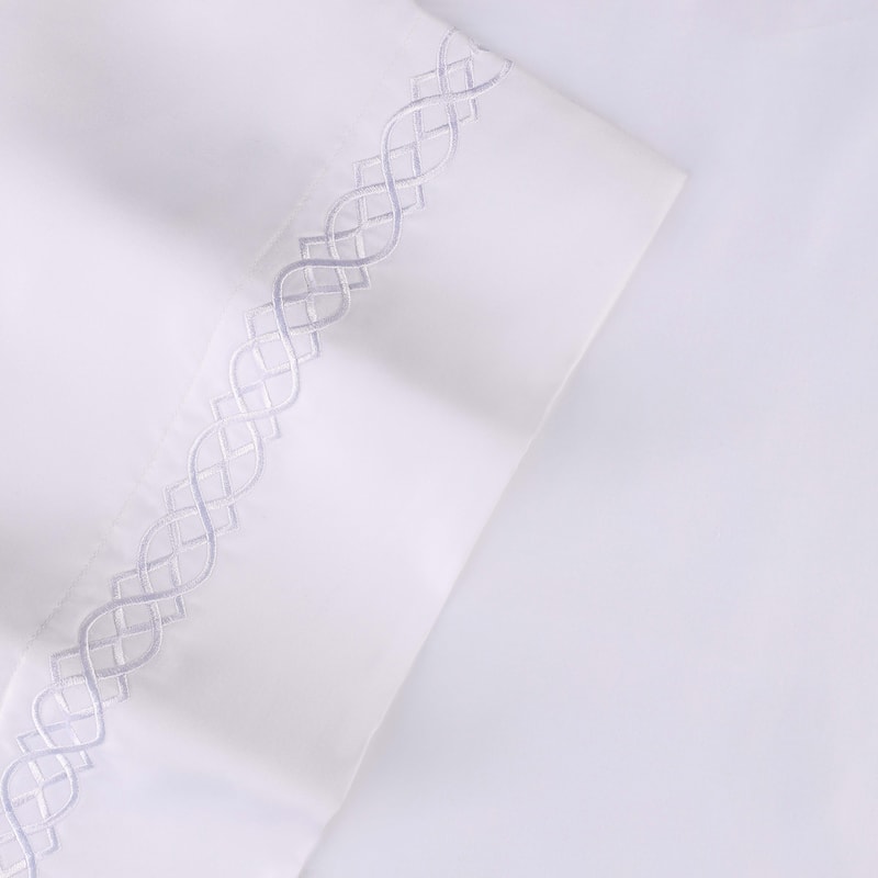 Superior Egyptian Cotton 1000 Thread Count Embroidered Scroll Pillowcases (Set of 2)