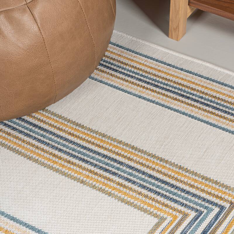 JONATHAN Y Reversible Eryx Classic Nautical Mitre Stripe Machine-Washable Indoor/Outdoor Rug