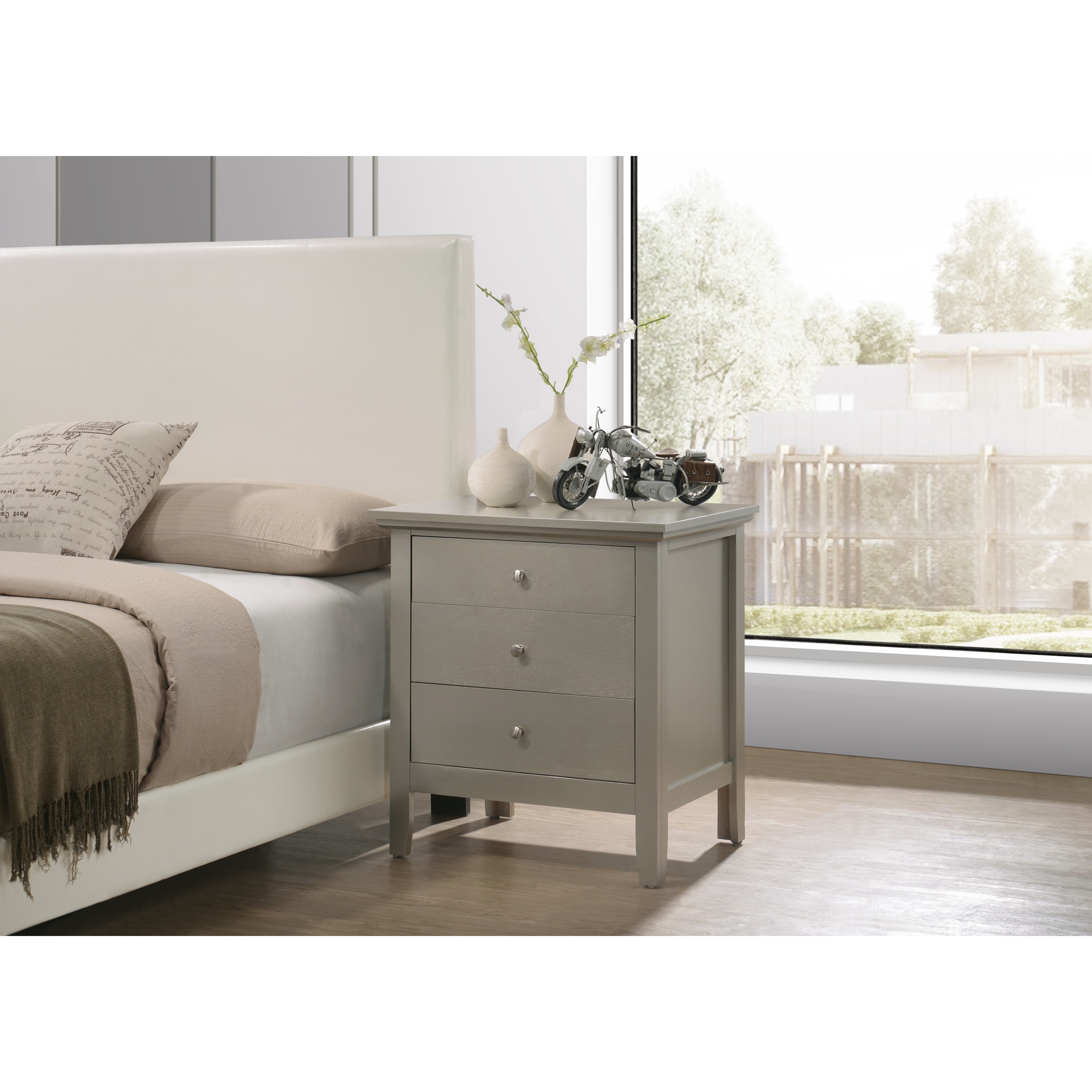 Sonja 3 cheap drawer nightstand