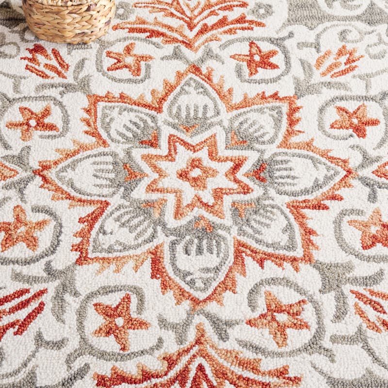 SAFAVIEH Handmade Metro Justyne French Country Wool Rug