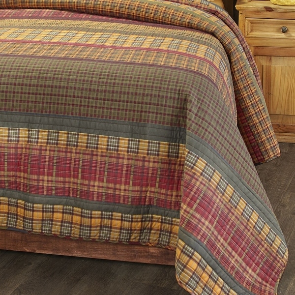Gold Rush Oversized Plaid Bed Top Quilt with Reversible Back Queen. Opens flyout.