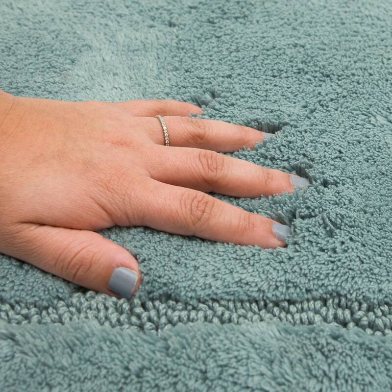 Mohawk Home Regency Bath Rug