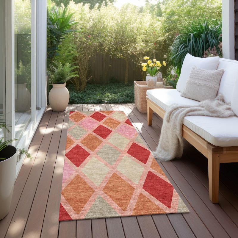 Machine Washable Indoor/ Outdoor Chantille Prism Diamond Rug - Pink - 2'3" x 7'6"