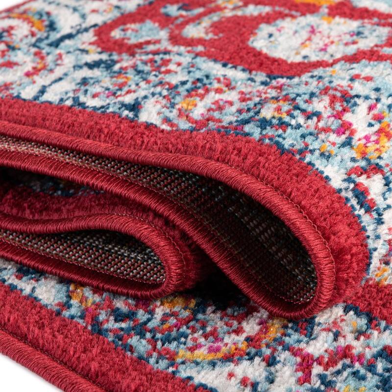 Traditional Taylor Collection Area Rug