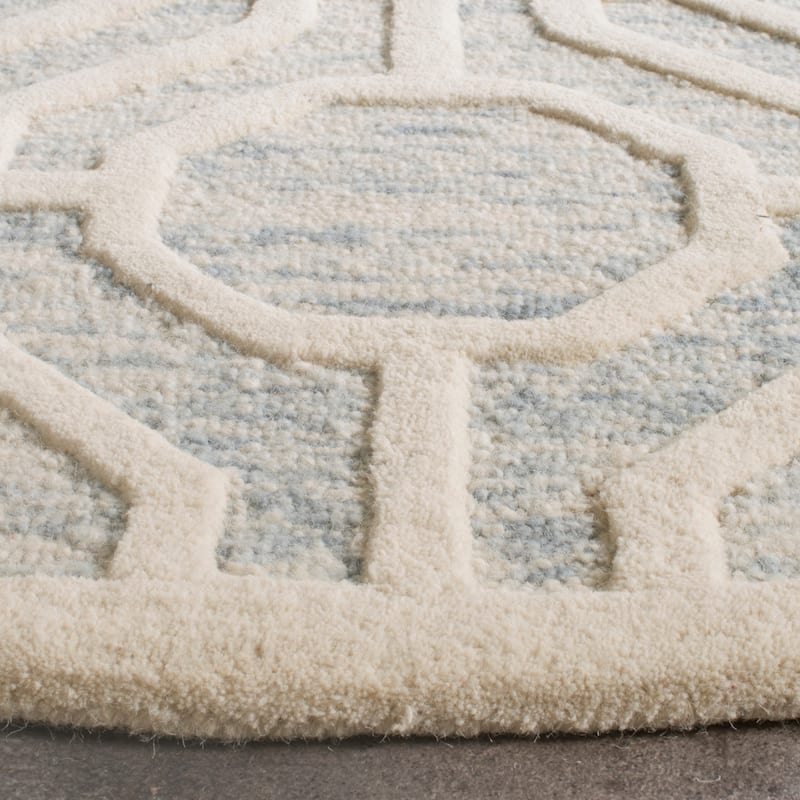 SAFAVIEH Handmade Cambridge Irmelinde Modern Wool Rug
