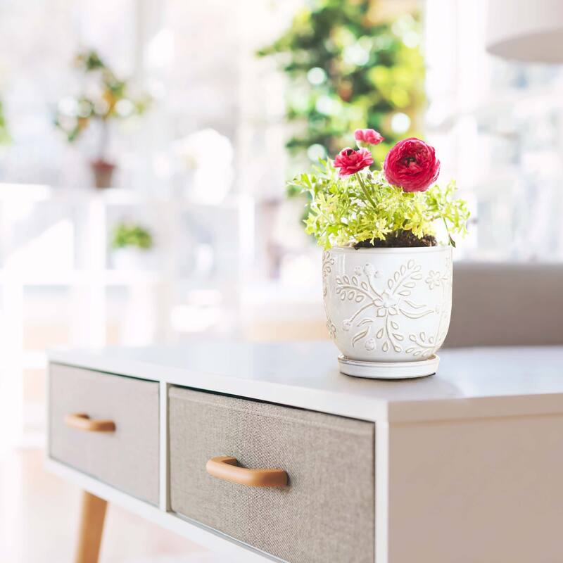 Southern Patio Venice White Ceramic 8.1-inch Planter (Pack of 2)