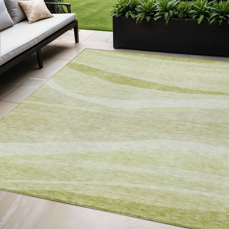 HomeRoots Abstract Transitional Rectangle Outdoor Rug - 5' X 8'