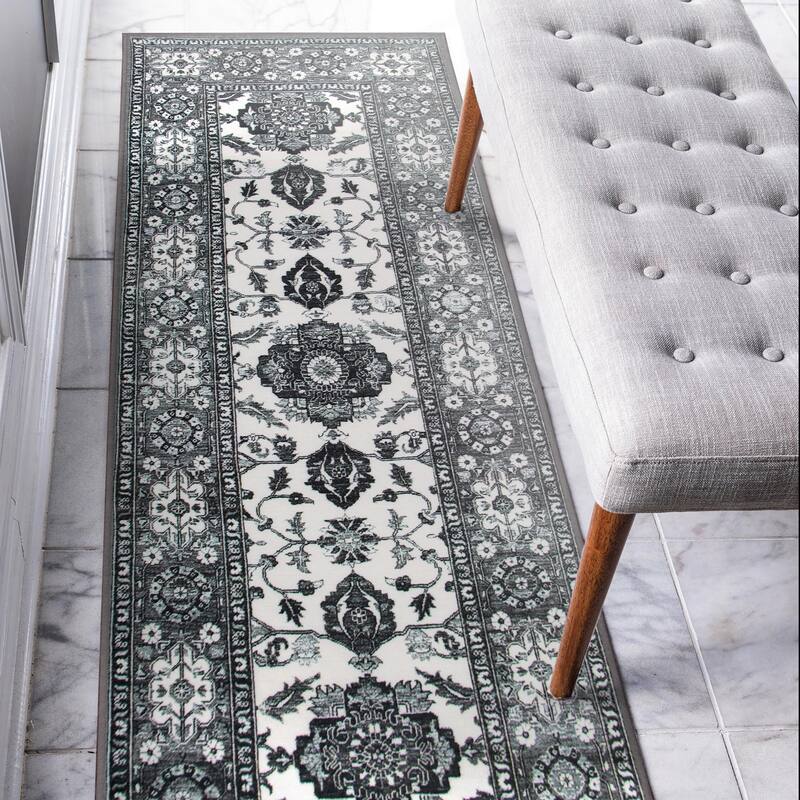 My Magic Carpet Machine Washable Medallion Accent Rug - 2.5' X 7'