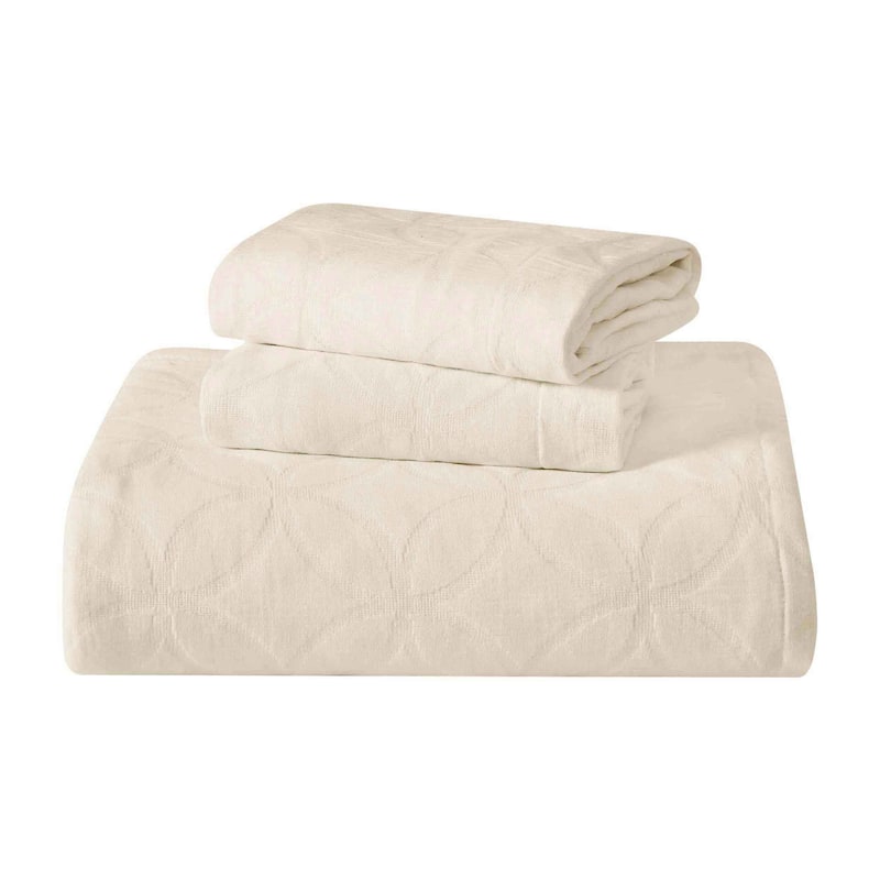 Blue Nile Mills Celtic Circle 100% Cotton Matelasse 3-Piece Bedspread Set