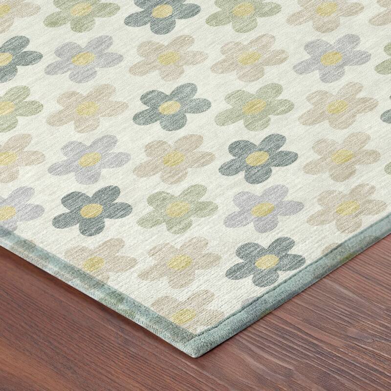 Machine Washable Indoor/ Outdoor Floral Kechi Chantille Rug