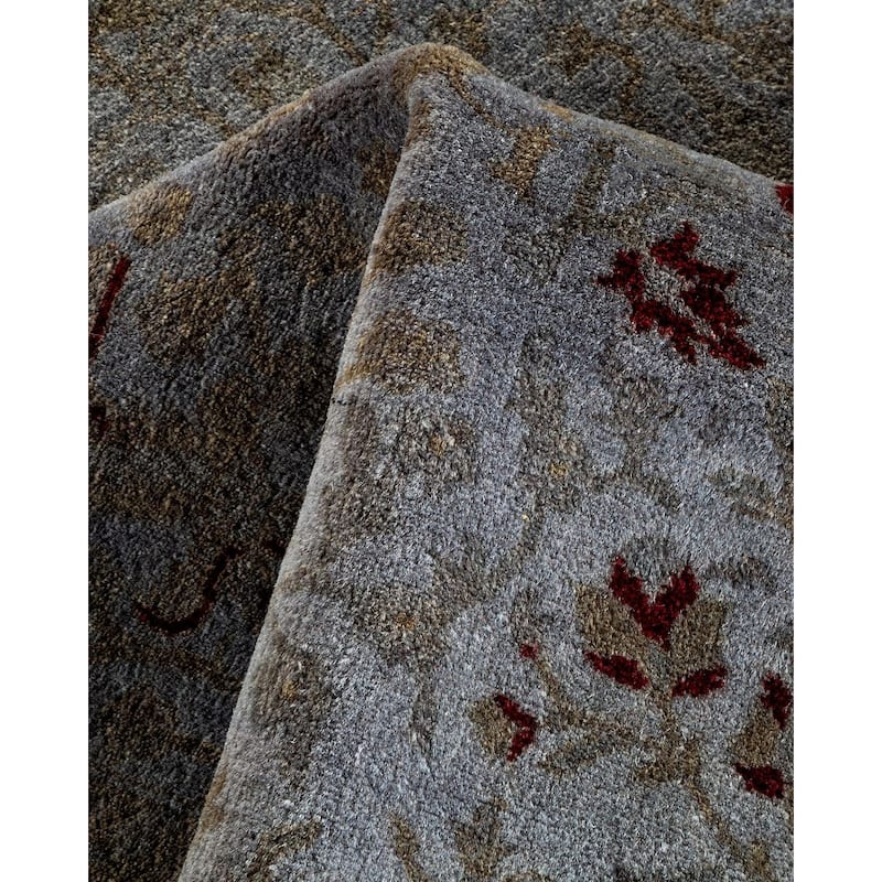 Overton Hand Knotted Wool Vintage Inspired Modern Contemporary Overdyed Gray Area Rug - 4' 3" x 5' 10"