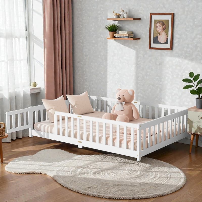 Floor Bed with Fence, Solid Rubber Wood Montessori Floor Bed with Safety Guardrails