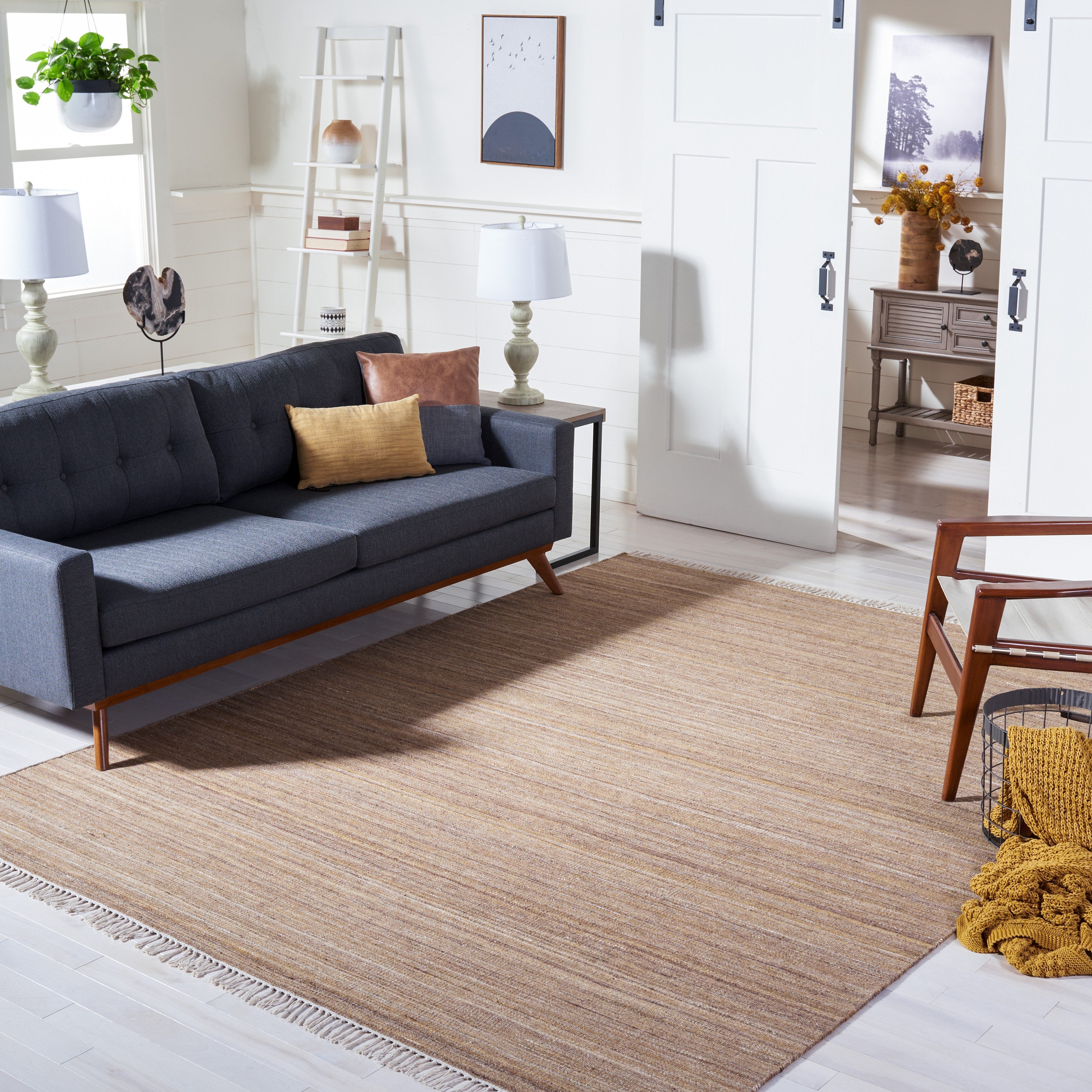 SAFAVIEH Handmade Kilim Welmoed Wool Fringe Rug