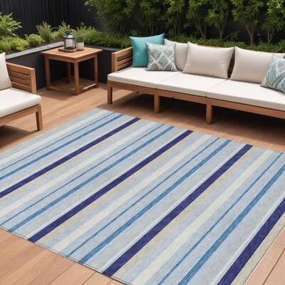 HomeRoots Striped Transitional Rectangle Outdoor Rug