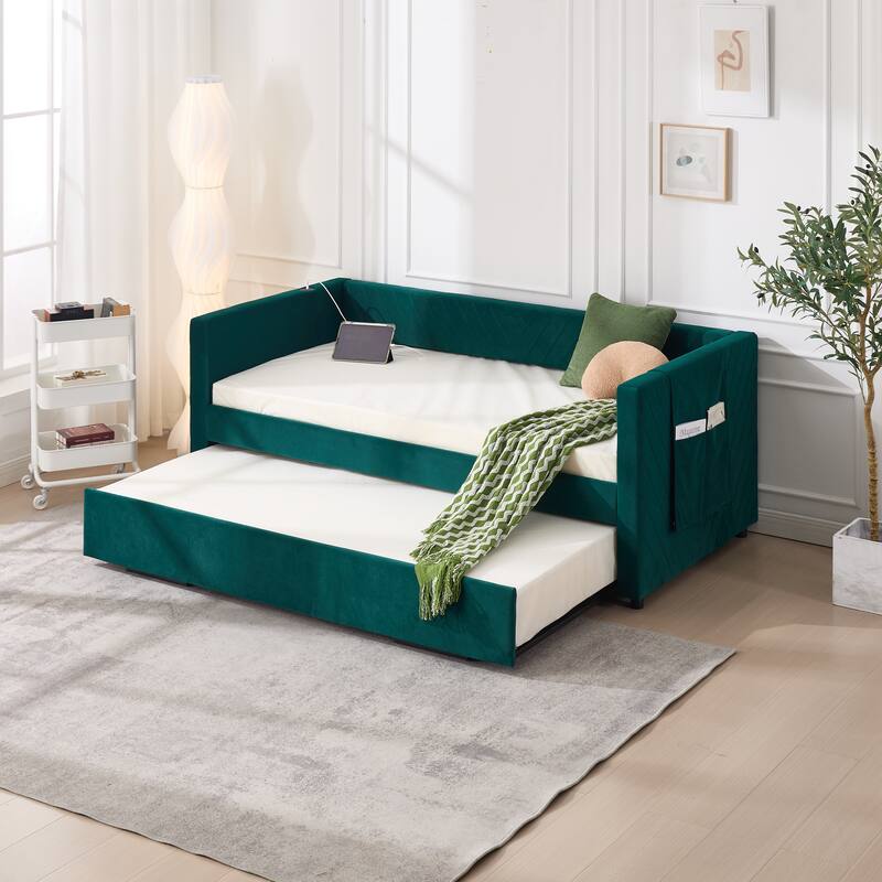 Twin Size Velvet Daybed with Trundle, USB Charging Port & Side Pockets, Modern Upholstered Sofa Bed with V-Pattern Backrest - Emerald