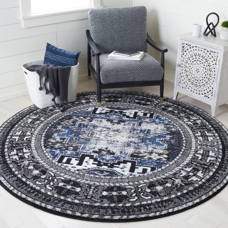 SAFAVIEH Vintage Hamadan Gody Oriental Distressed Rug - 6'7" x 6'7" Round - Grey/Blue