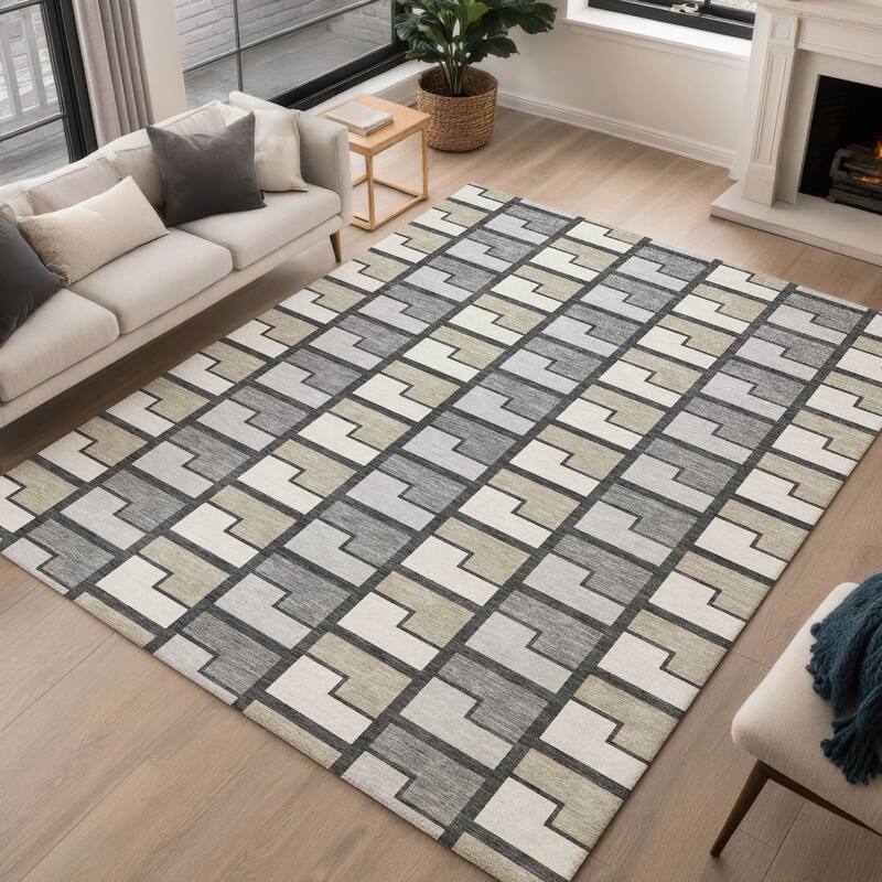 Machine Washable Indoor/ Outdoor Contemporary Kaylee Chantille Rug