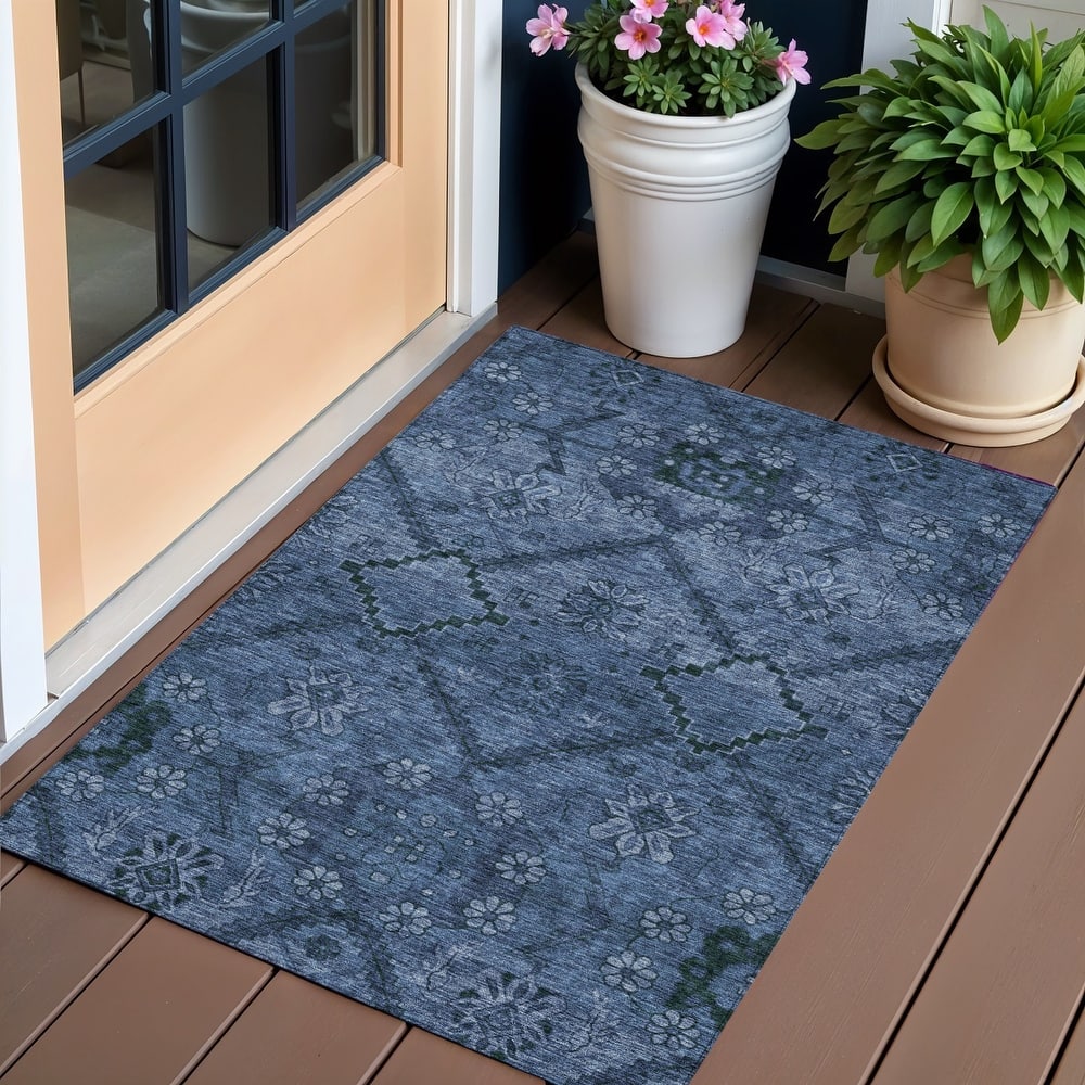 HomeRoots Floral Transitional Rectangle Outdoor Rug