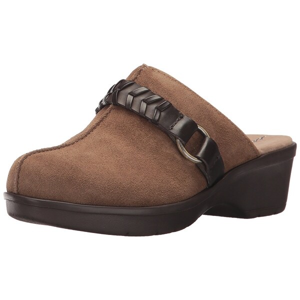 closed toe mules