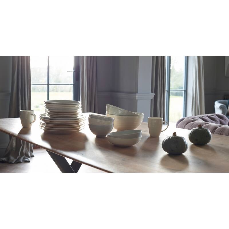 Daniel Smith 16-Piece Set, Service for 4