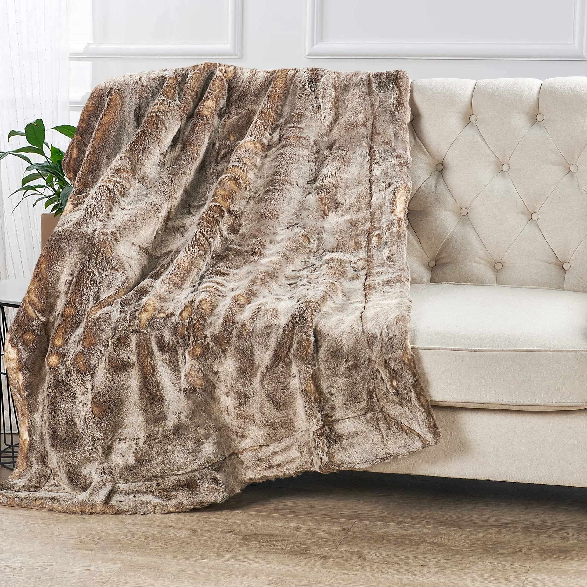 Boon outlet decorative throw