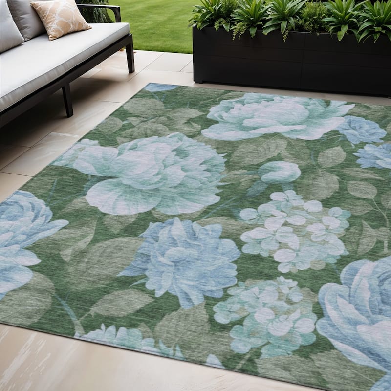 HomeRoots Floral Transitional Rectangle Outdoor Rug - Brown/Blue - 5' X 8'