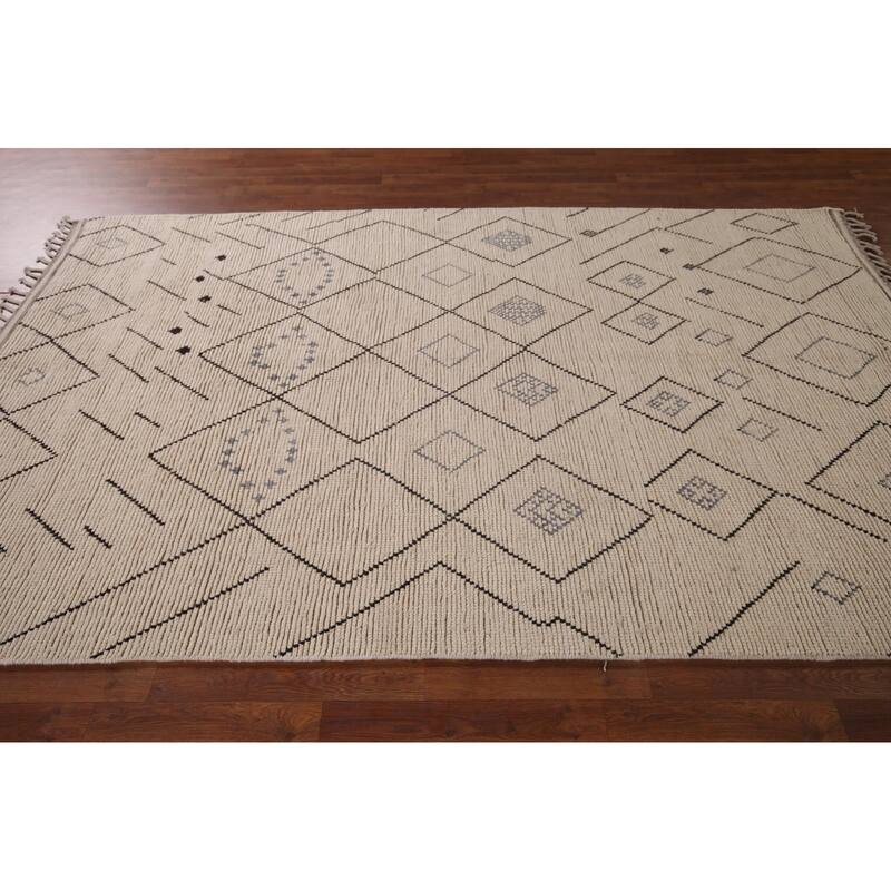 Geometric Beige / Ivory Moroccan Oriental Rug Handmade Wool Carpet - 6'0"x 9'8"