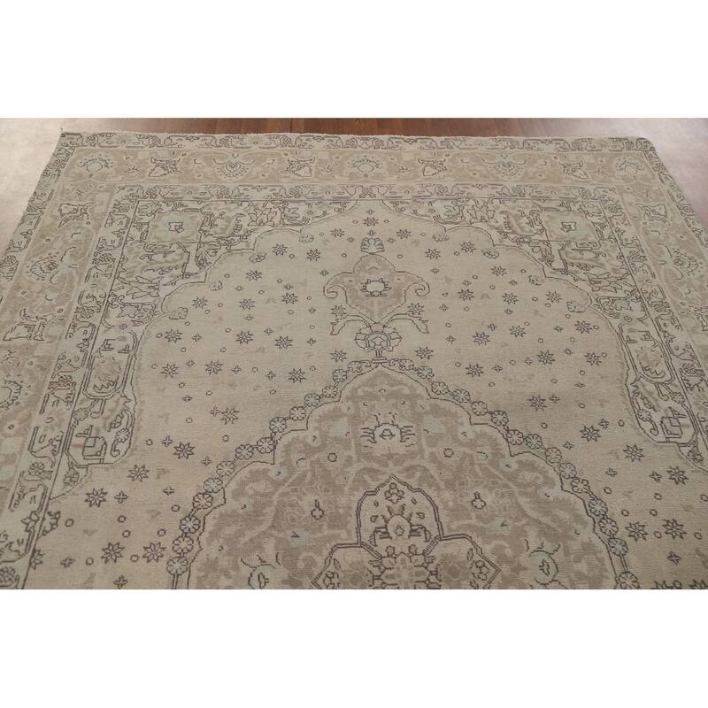 Hand Knotted Oriental 100% Wool Carpet Traditional Medallion Beige & Ivories Tabriz Area Rug - 9' 9'' X 6' 5''