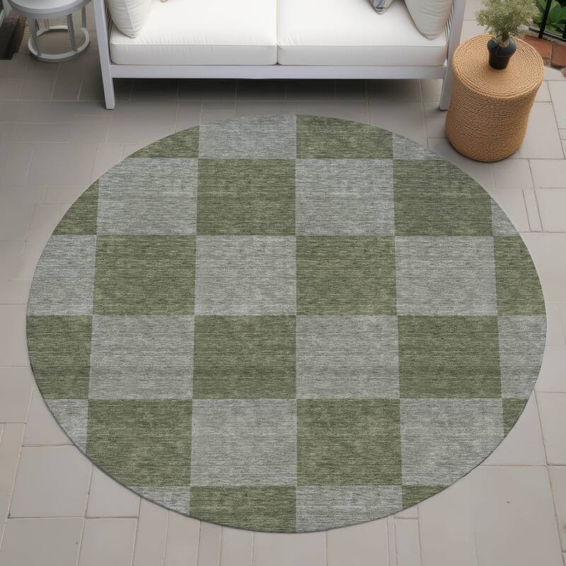 Machine Washable Indoor/ Outdoor Modern Checker Chantille Rug - Olive - 8' x 8'