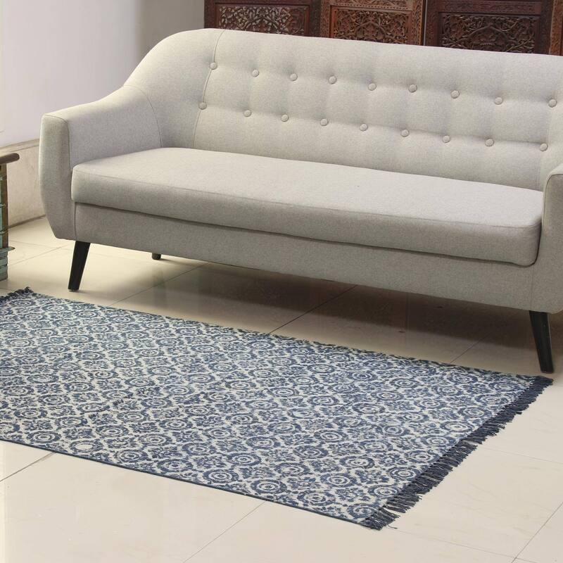 Handmade Azure Royalty Cotton area rug (India) - Big