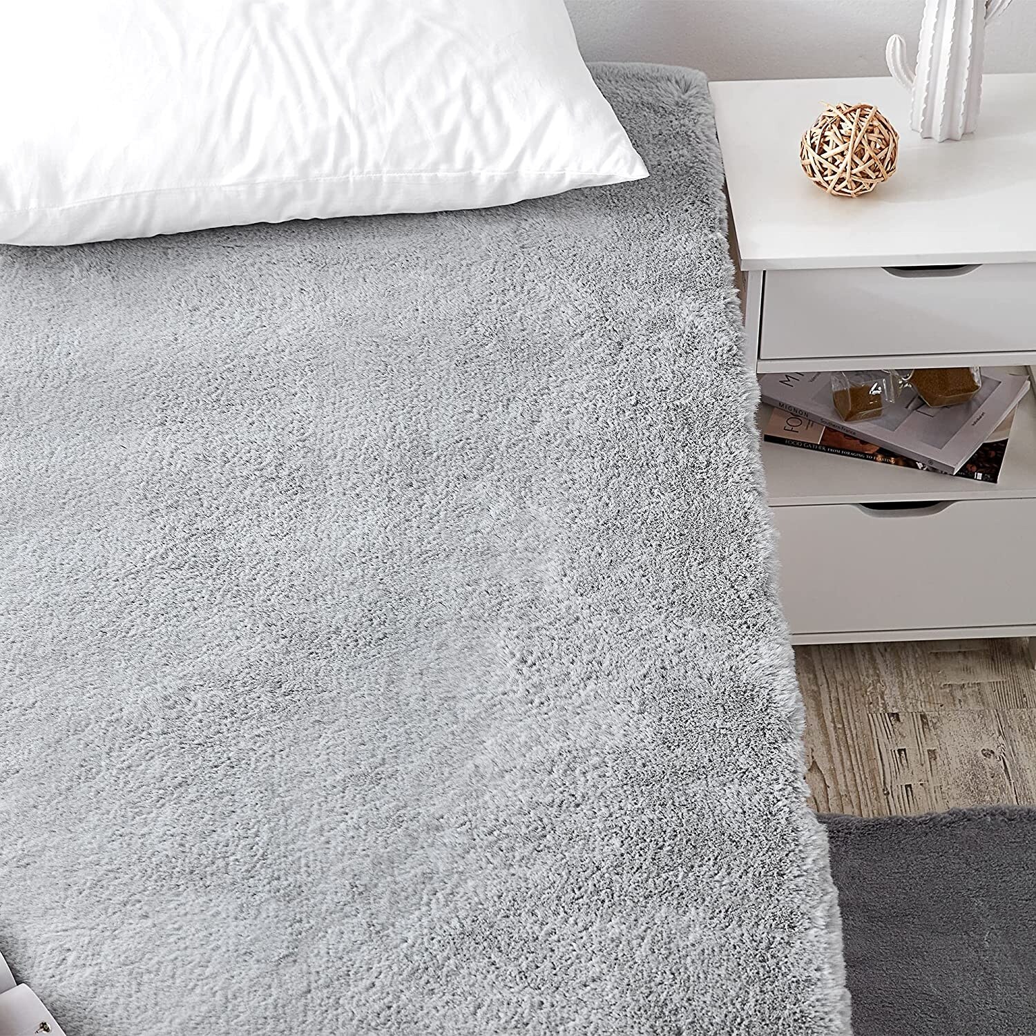 Chunky Bunny - Coma Inducer® Bed Topper - Glacier Gray --image