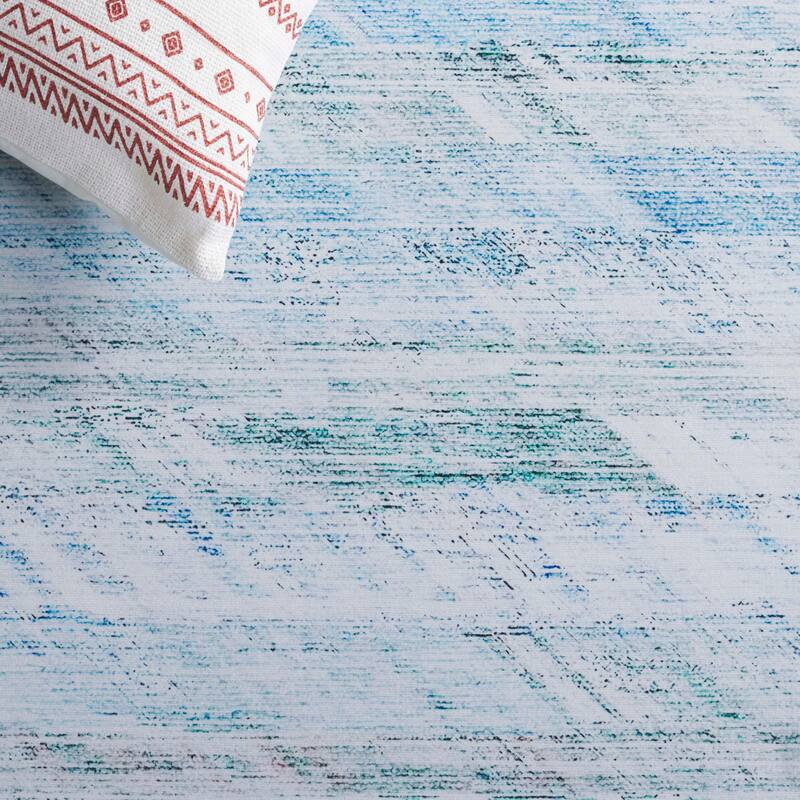 SAFAVIEH Tacoma Hermeline Machine Washable Slip Resistant Modern Rug