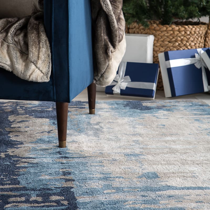 Benna Handmade Abstract Area Rug