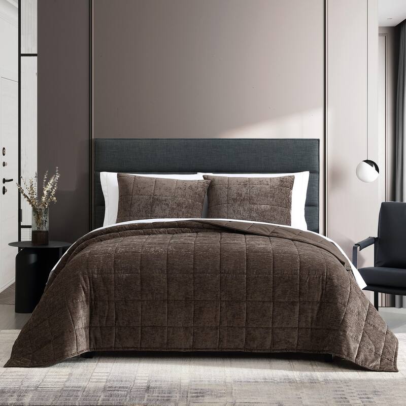 Vera Wang Chenille Box Solid 3 Piece Quilt Set