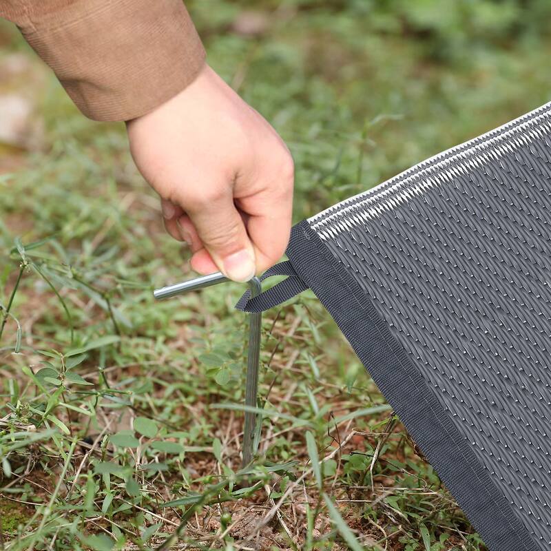 Outdoor Rug Waterproof Reversible Rug Modern Leaves Plastic Straw Area Rug