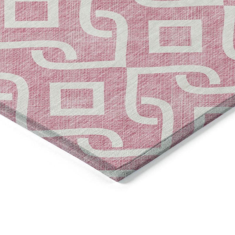 HomeRoots Geometric Transitional Rectangle Outdoor Rug