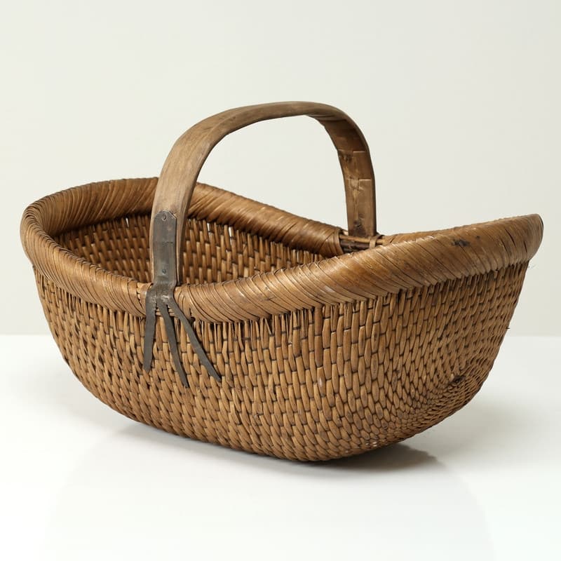 Artissance 26" Vintage Willow Basket (Size & Color Vary)