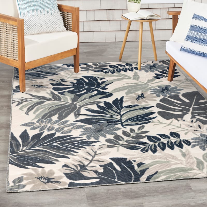 Nourison Suncoast Indoor/Outdoor Tropical Floral Area Rug - Blue - 4' x 6'
