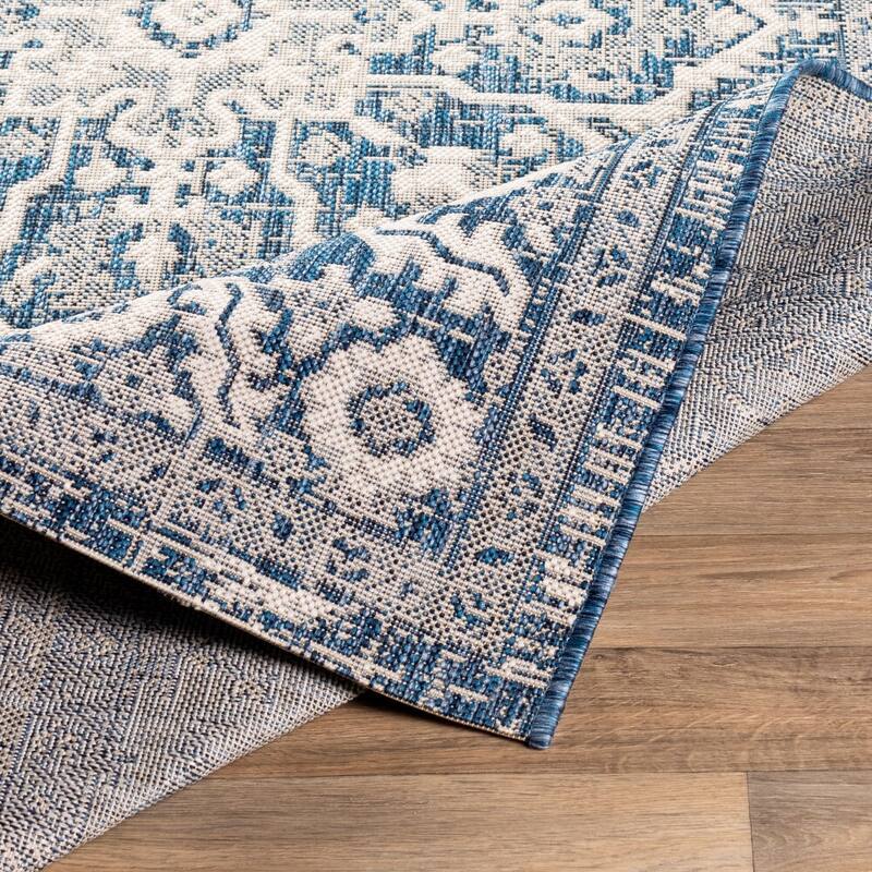 Livabliss Eagean Traditional Indoor/Outdoor Area Rug