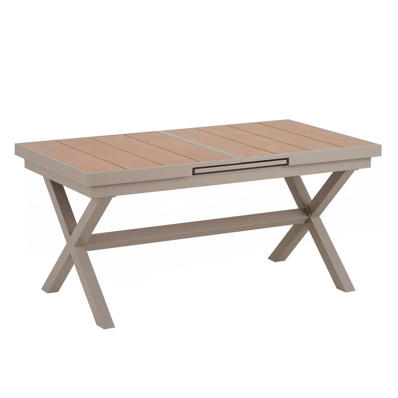 Experience Outdoor Dining Freedom with a Flexible Set
