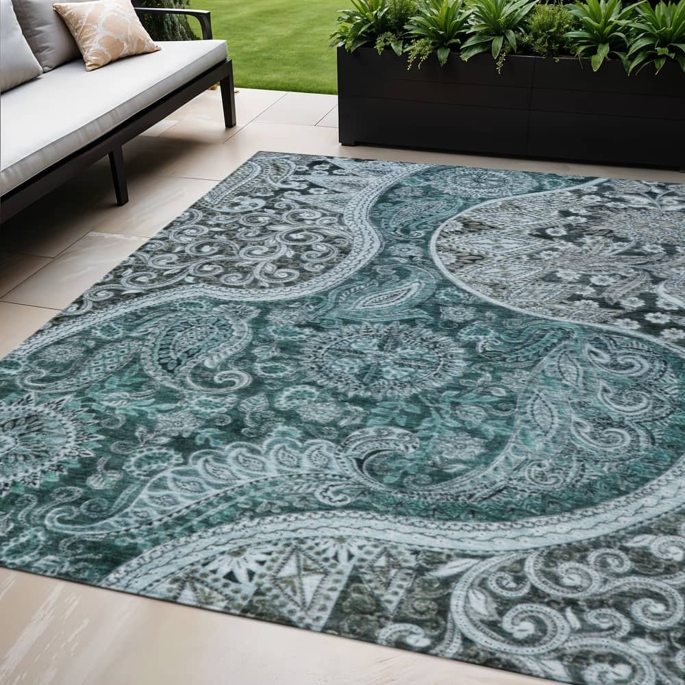 HomeRoots Floral Medallion Transitional Rectangle Outdoor Rug